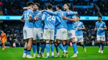 منافسة شرسة.. برشلونة يطارد صفقة من مانشستر سيتي رغم الأزمة المالية